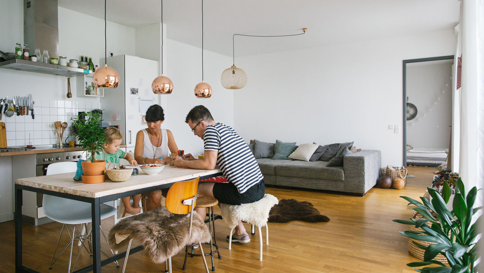 family eating breakfast