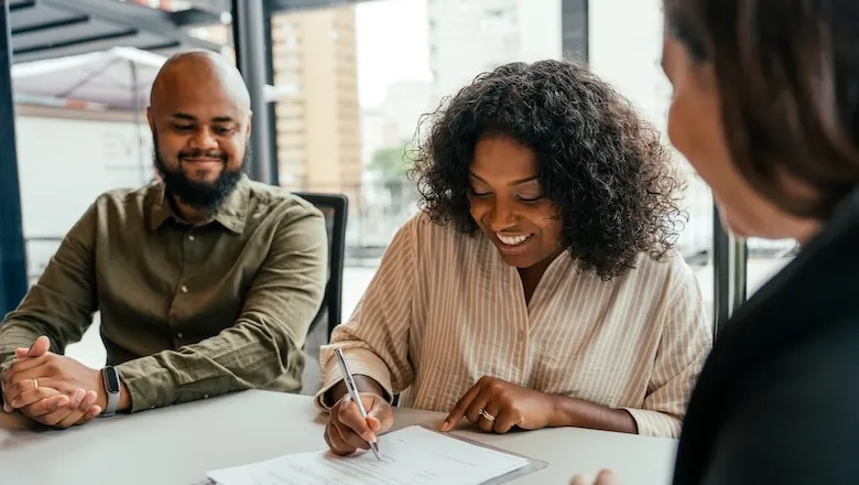 Can You Have a Joint Bank Account Without Being Married?