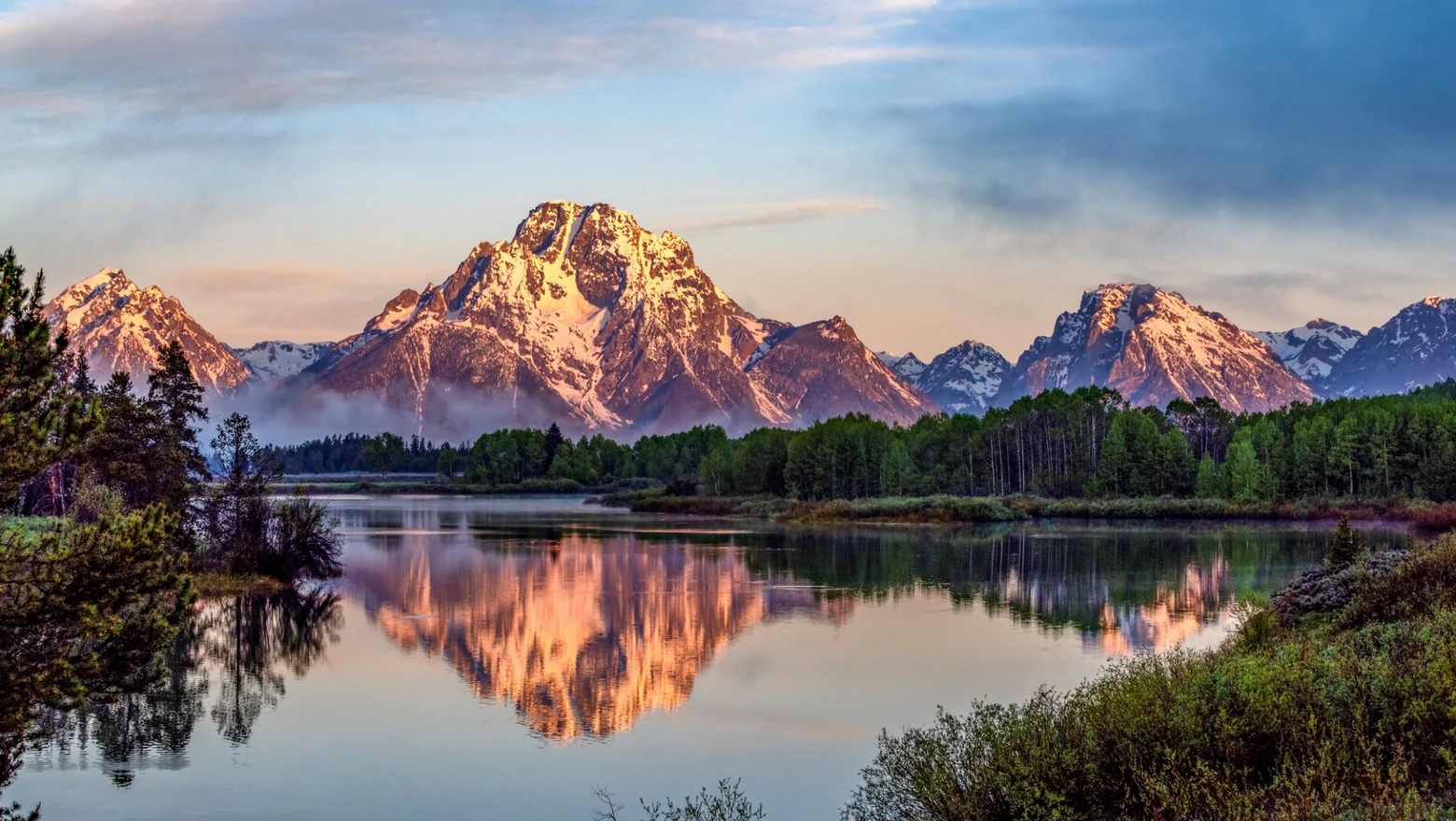 A scenic view of mountains in Grand Teton National Park in Wyoming.