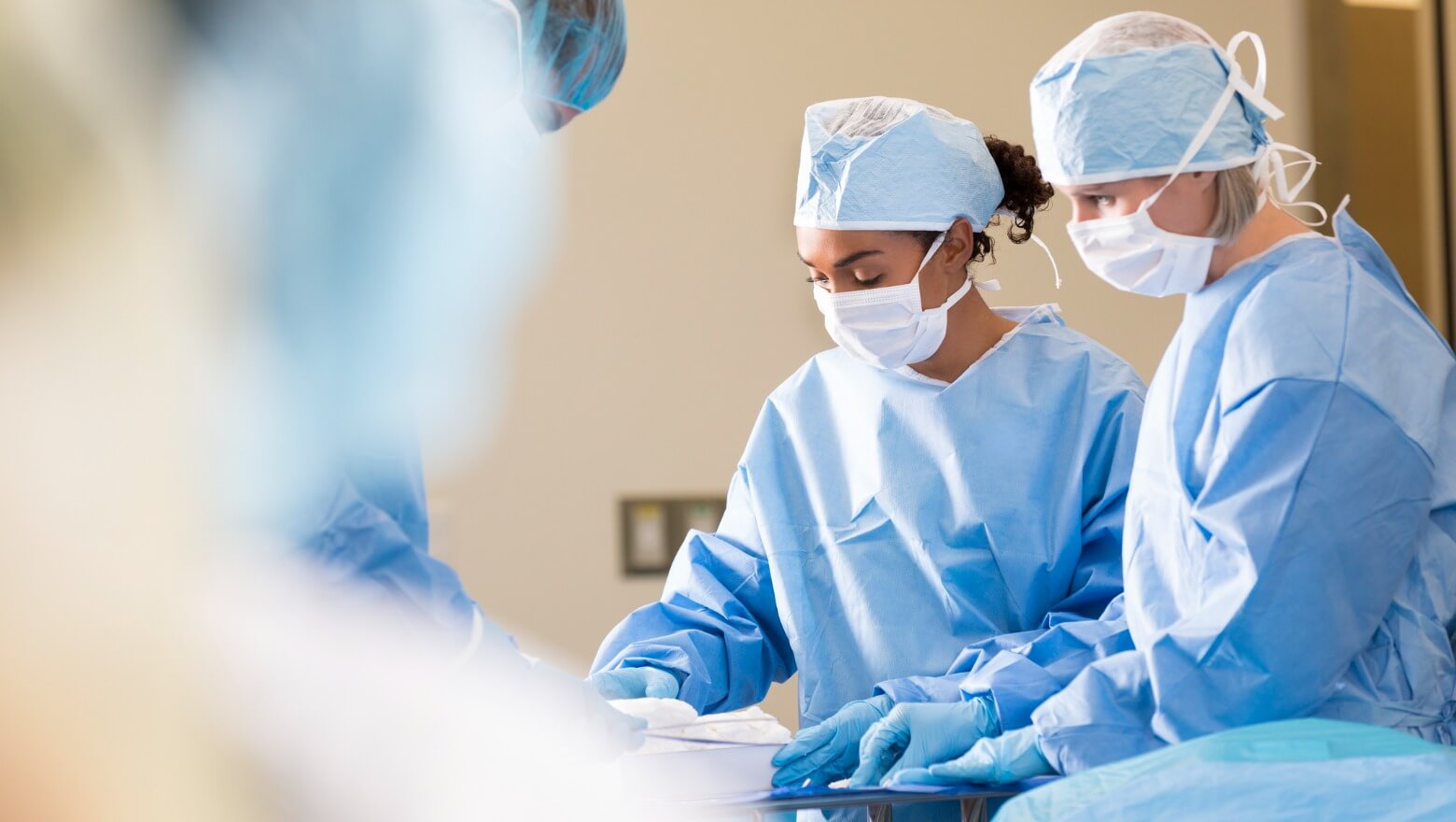 How Much Does a Surgical Tech Make a Year on Average SoFi