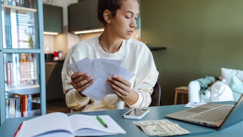 What Are CRI Student Loans? A Guide for Borrowers